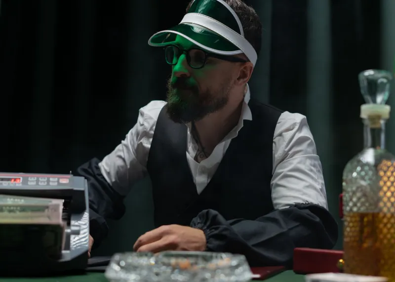 Stack It Smart: 5 Bankroll Strategies the Pros Use to Keep Winning Without Going Broke