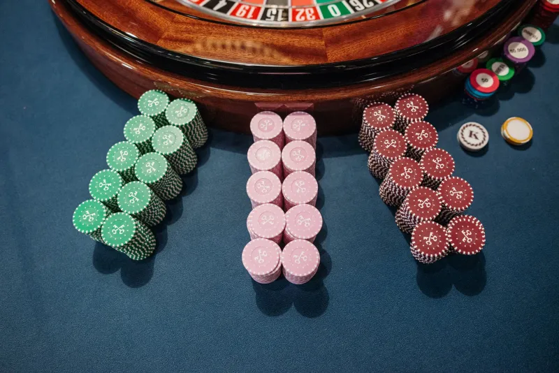 Riding the Wave Until It Crashes: The Dangerous Illusion of the Reverse Martingale