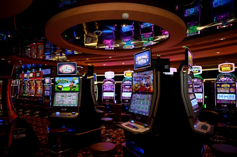 Your Brain Sees Patterns in Slot Machines That Don't Exist — and the Casino Knows It